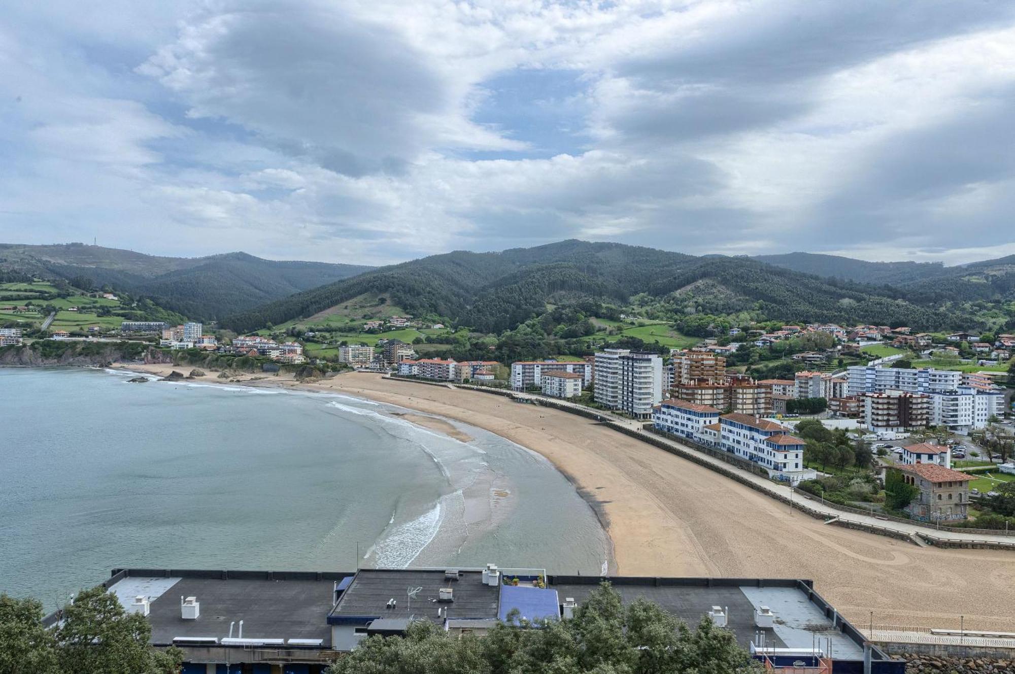 Coast & Beach View Parking 巴基奥 外观 照片
