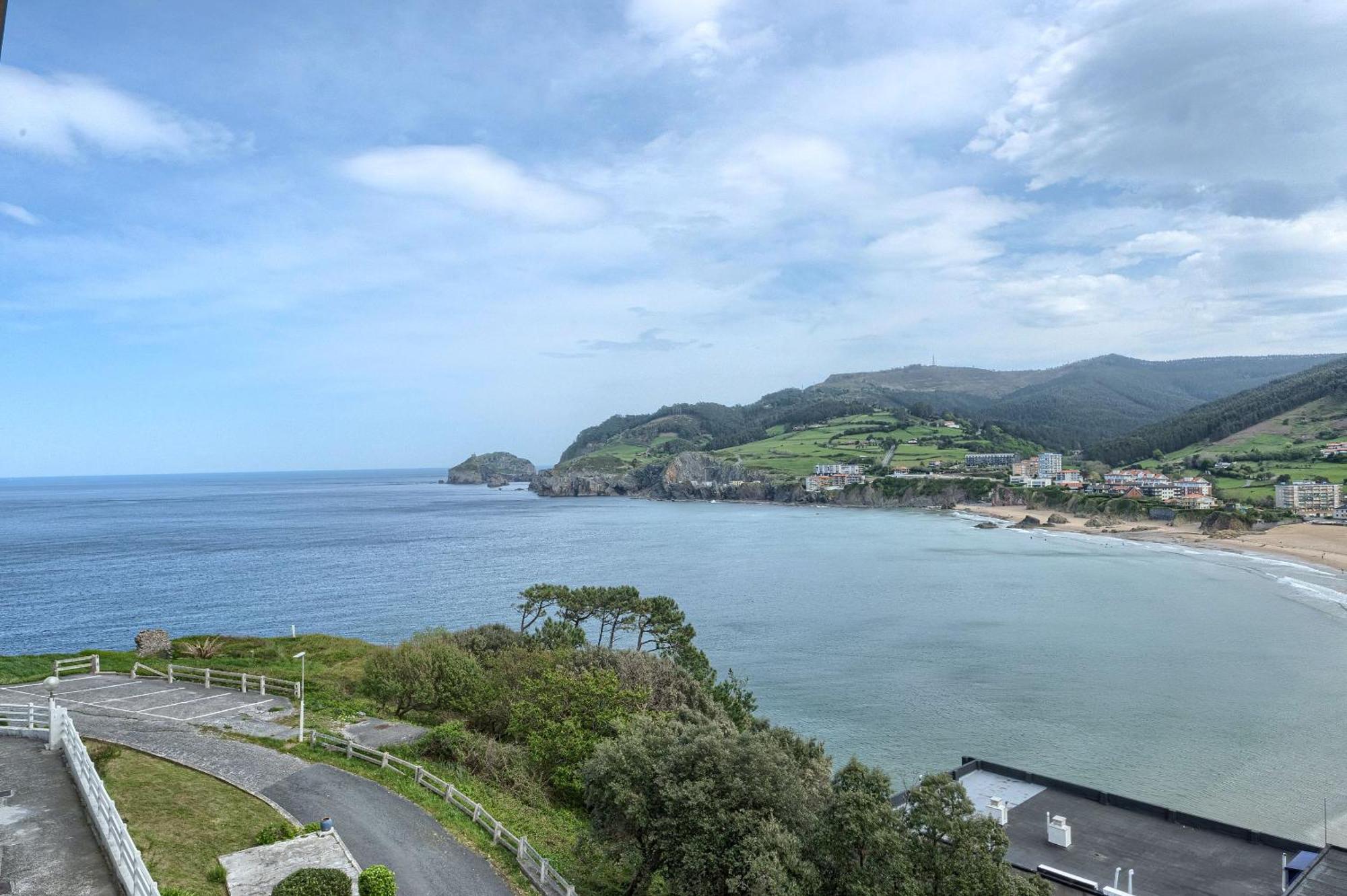 Coast & Beach View Parking 巴基奥 外观 照片